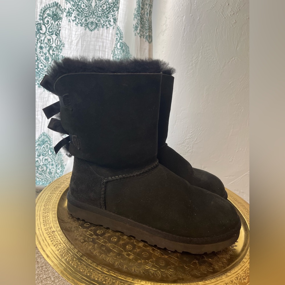 Bailey Bow Uggs - image 7